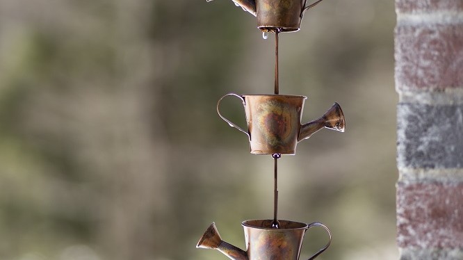 Chaines de pluie design extérieur arrosoir