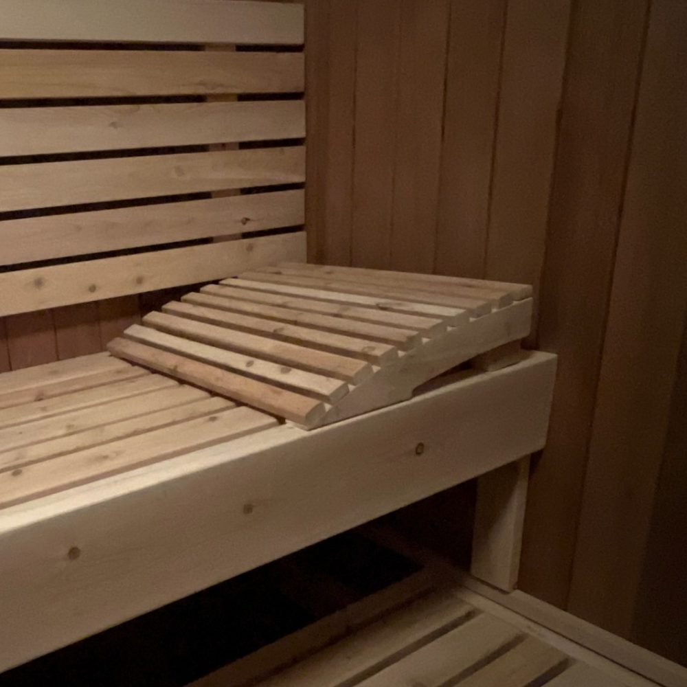 Oreiller pour sauna en cedre ZEK Wood fait au Quebec